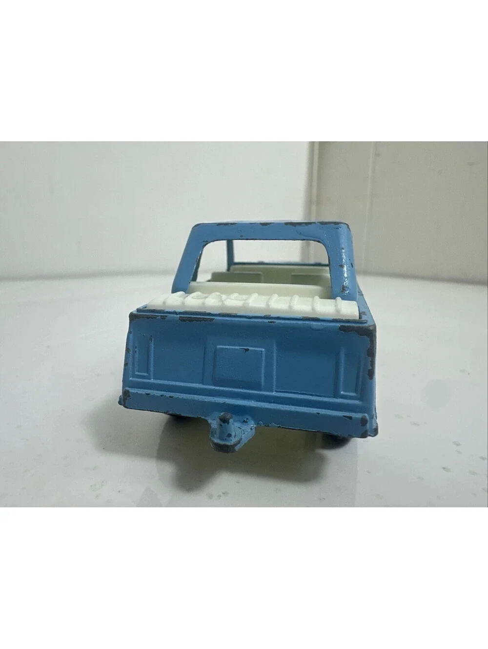 Vintage 1970 Tootsietoy Jumpin Jeeper Jeepster Commando Diecast Blue USA